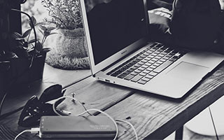 网红“黑料”越多，反倒人气越旺、收入暴涨？必须狠治！