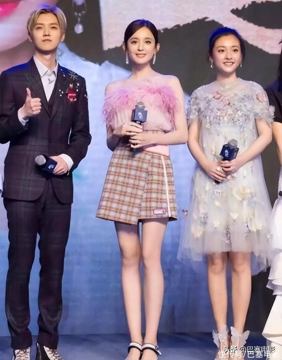 娱乐圈女明星身高对比_合影杀手身高劣势_娱乐圈娇小女明星