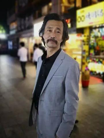 抖音网红黑料网站链接下载最新,_沈巍流浪大师经历_抖音初代草根网红现状