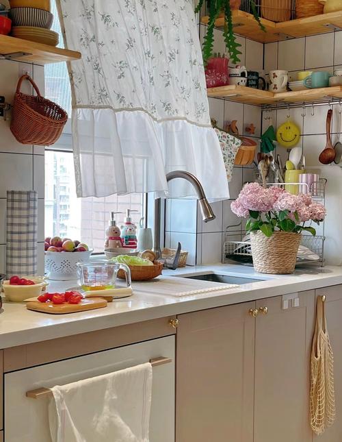 厨房春光电影在线观看_厨房里的春光珺元_珺元厨房生活体验